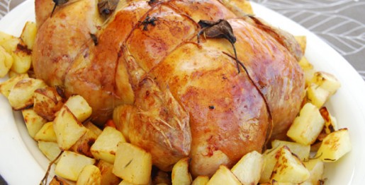 Roasted chicken stuffed with chestnuts